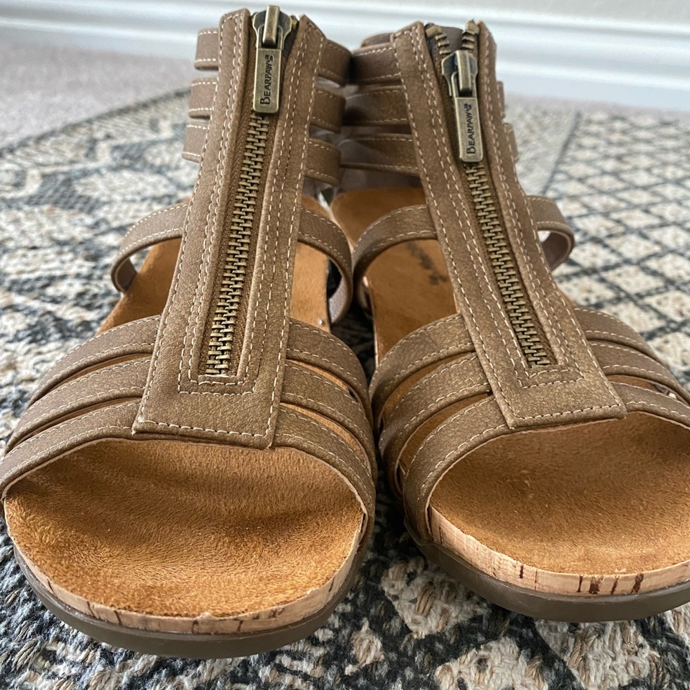 Brand new brown (sandals)